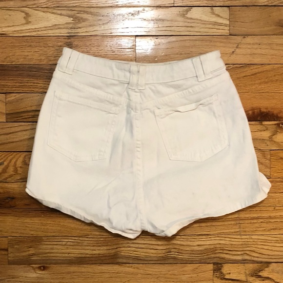 American Apparel high waisted white jean shorts with side zippers, 26/27 - Picture 4 of 5